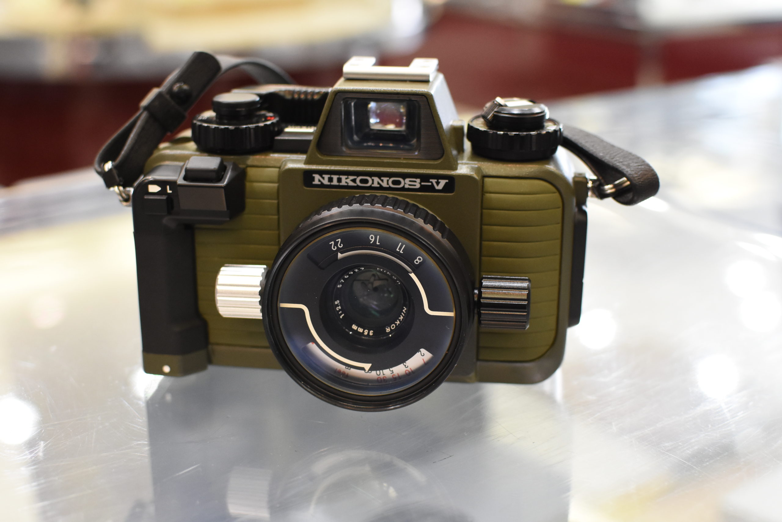 カメラ フィルムカメラ 水陸両用銀塩写真機 「ニコノスV」